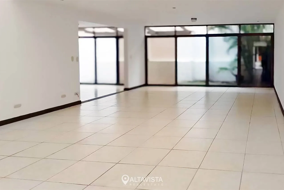 Condominio en Pozos de Santa Ana