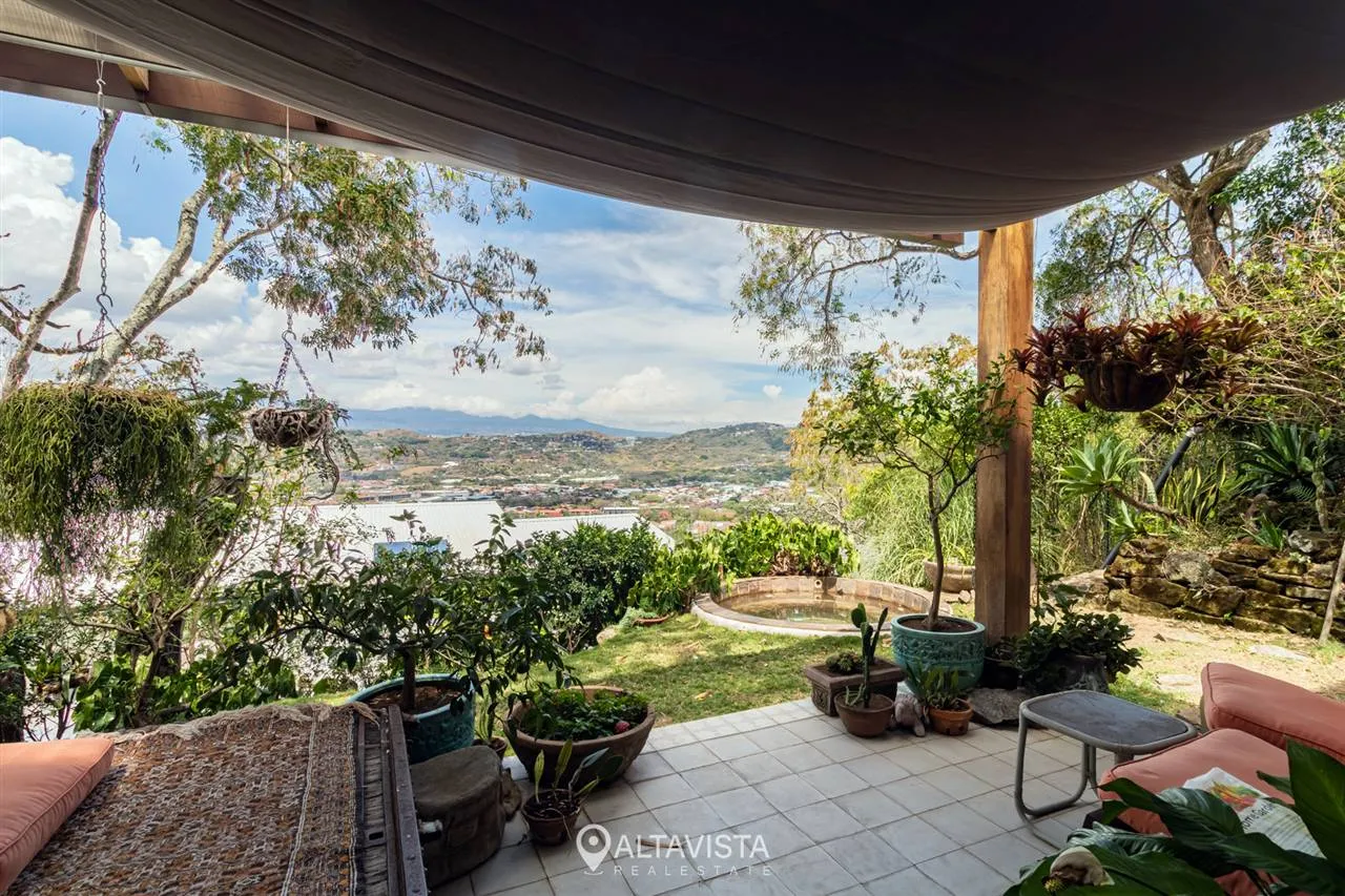 2 Casas en Santa Ana, Diseño Kata Reise