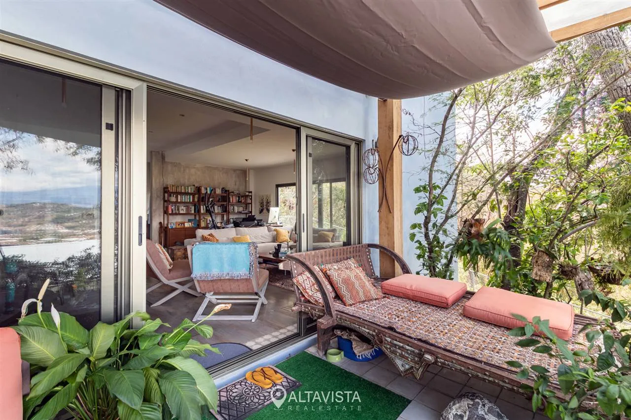 2 Casas en Santa Ana, Diseño Kata Reise