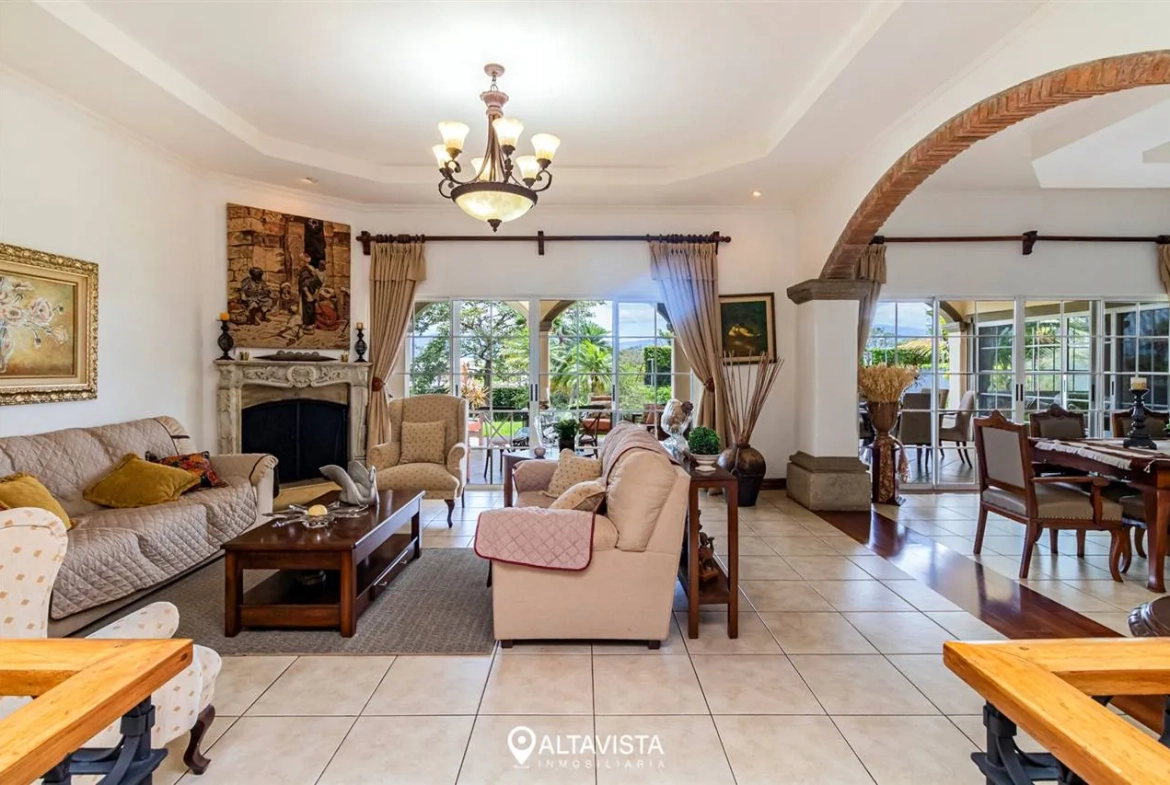 Residencial La Caraña