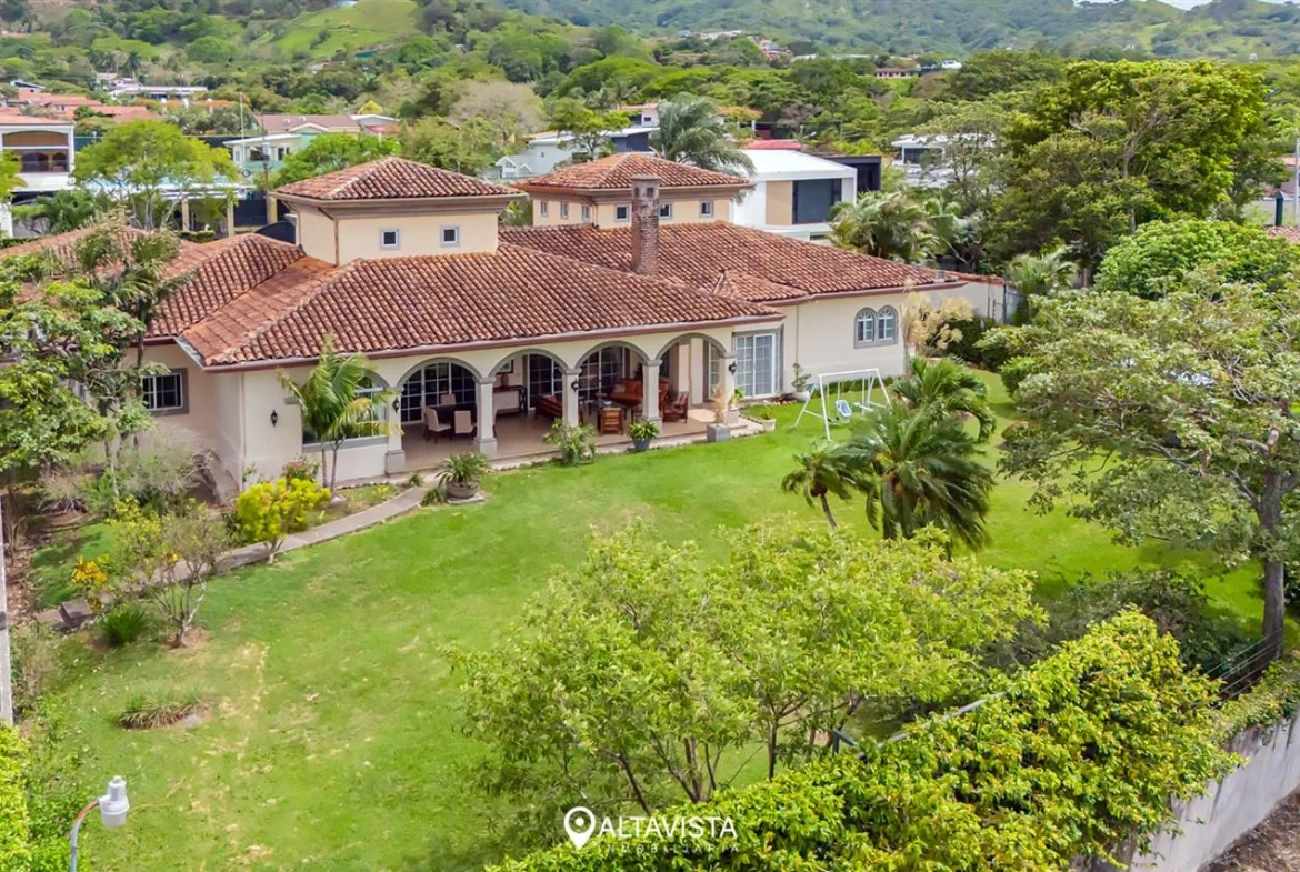 Residencial La Caraña