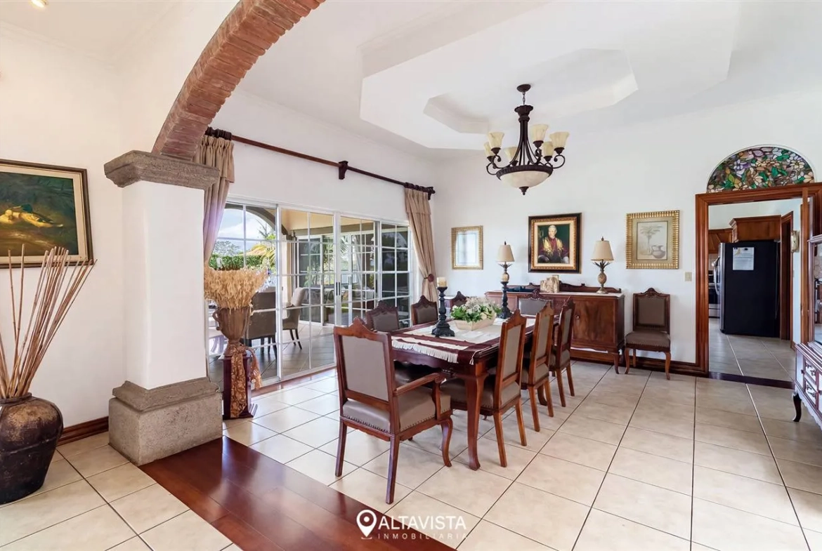 Residencial La Caraña