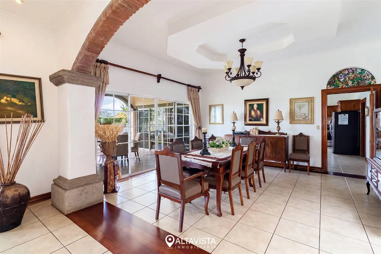 Residencial La Caraña