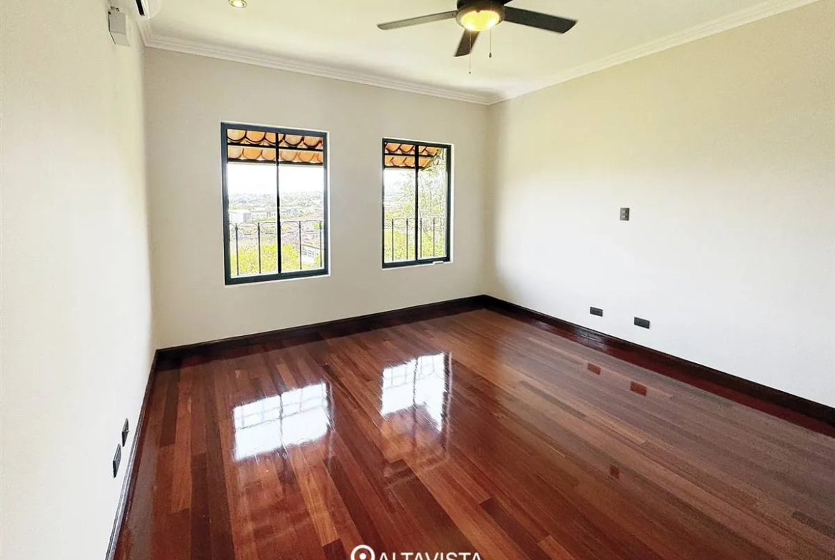 Condominio Cerro Alto