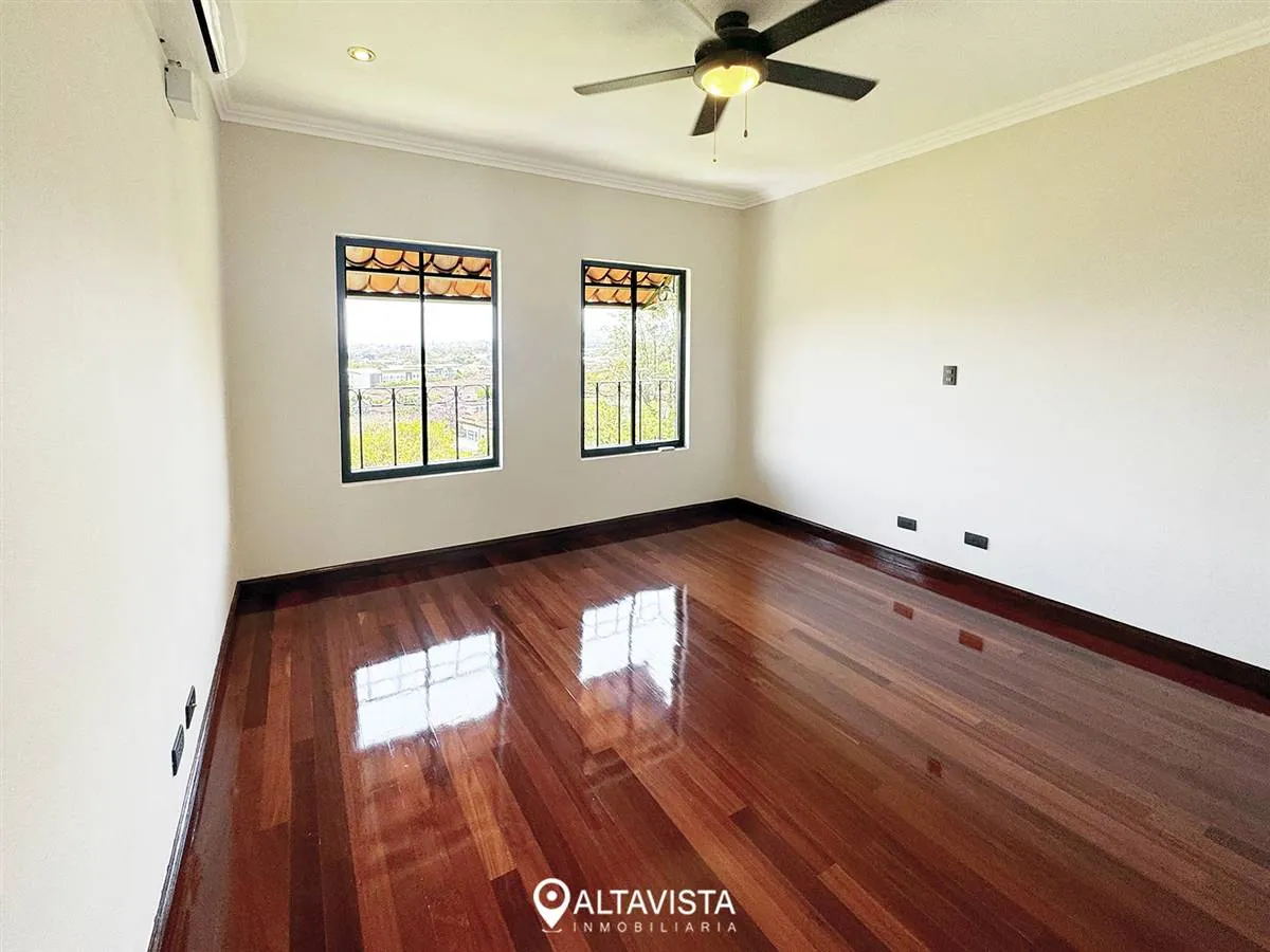 Condominio Cerro Alto