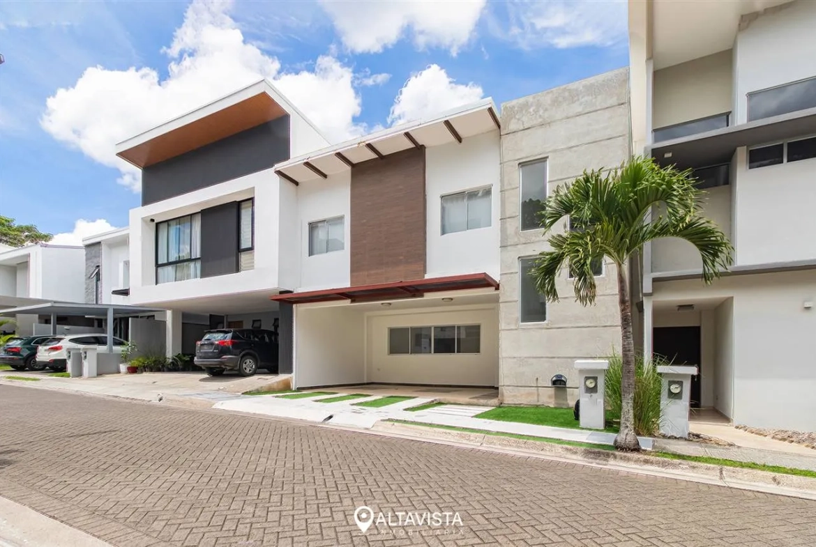 Casa en Condominio Lusso